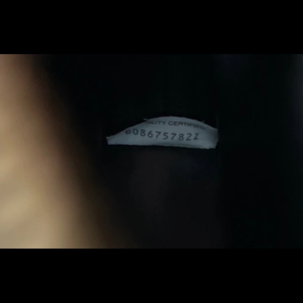 Bottega Veneta Intrecciato Shoulder Bag In Black Leather With Gold Hardware - Picture 10 of 15